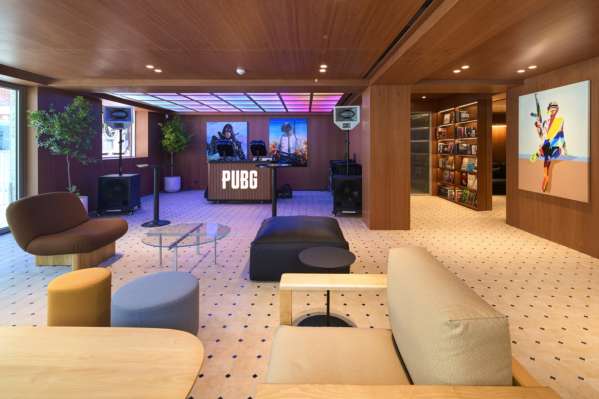 PUBG CAFÉ LOUNGE